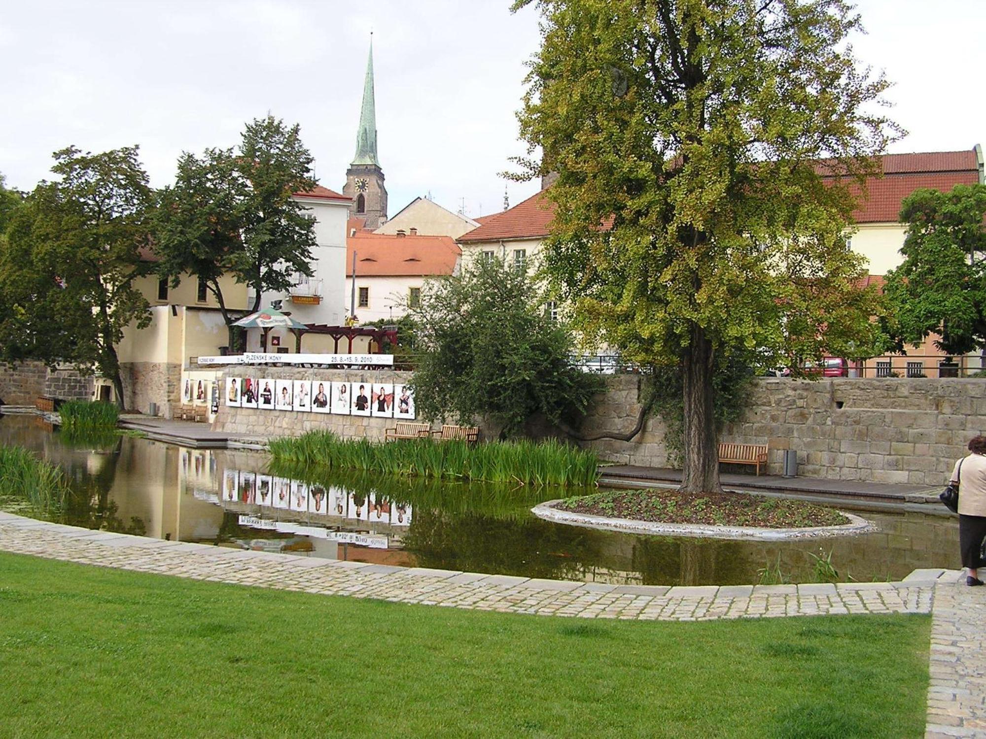 Pension City Hotel Plzen Exterior photo